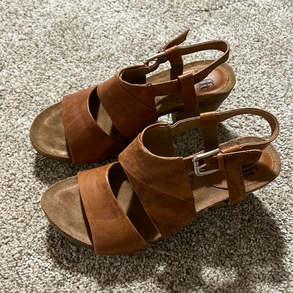 Söfft real leather sandals!